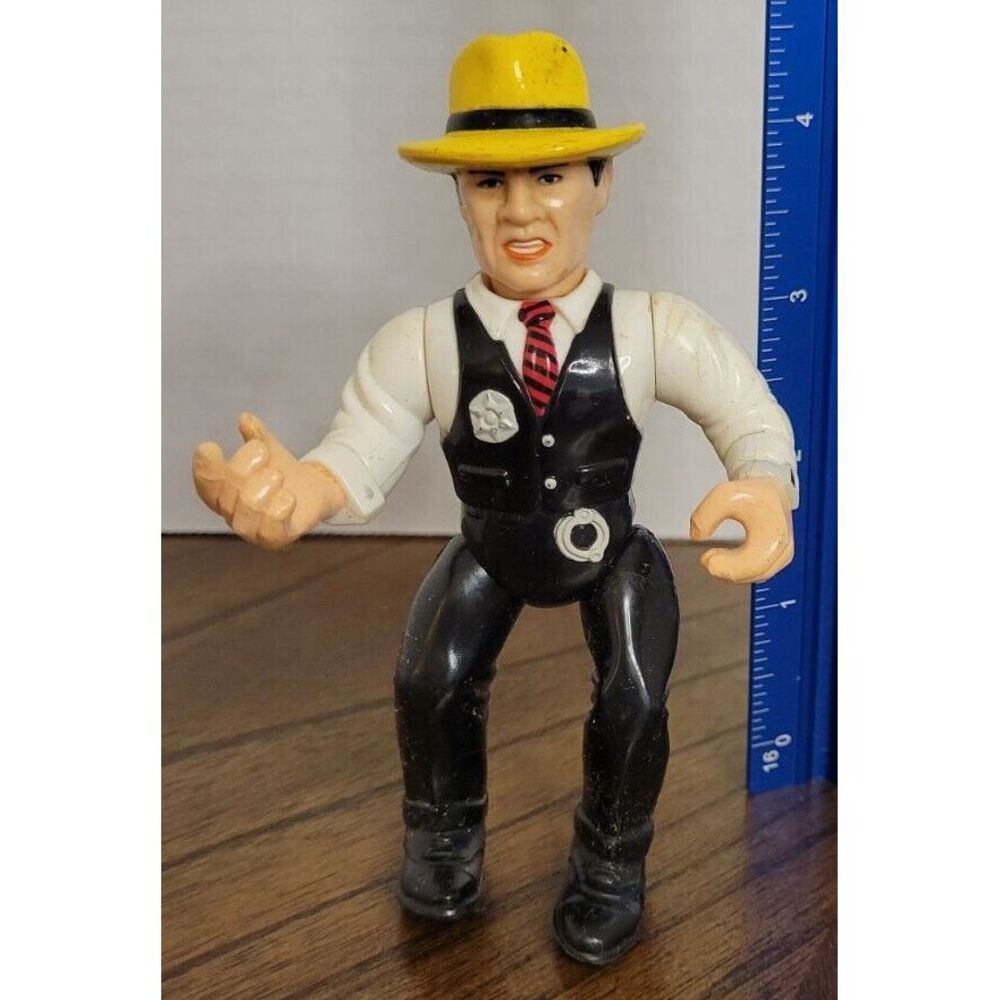 Vintage 1990 Disney's Dick Tracy Action Figure